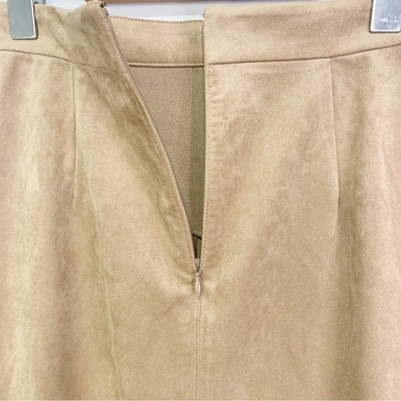 ARITZIA Wilfred Faux Suede Midi Pencil Slit Tan/Camel Skirt Size 2 - Picture 6 of 13